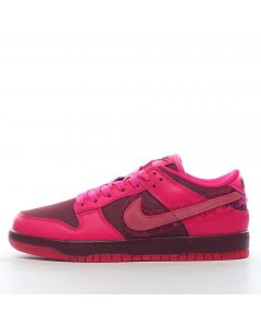 NIke Dunk Low Valentine's Day